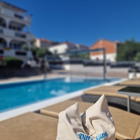 Luxury Apartments Silva With Sea View Okrug Gornji Esterno foto