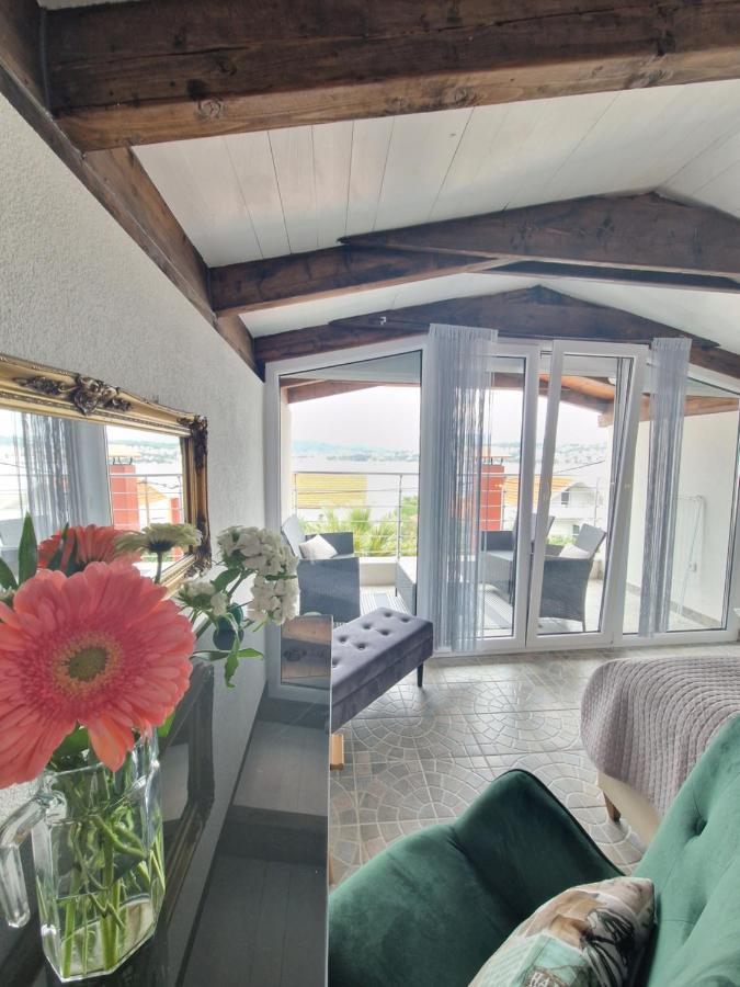 Luxury Apartments Silva With Sea View Okrug Gornji Esterno foto