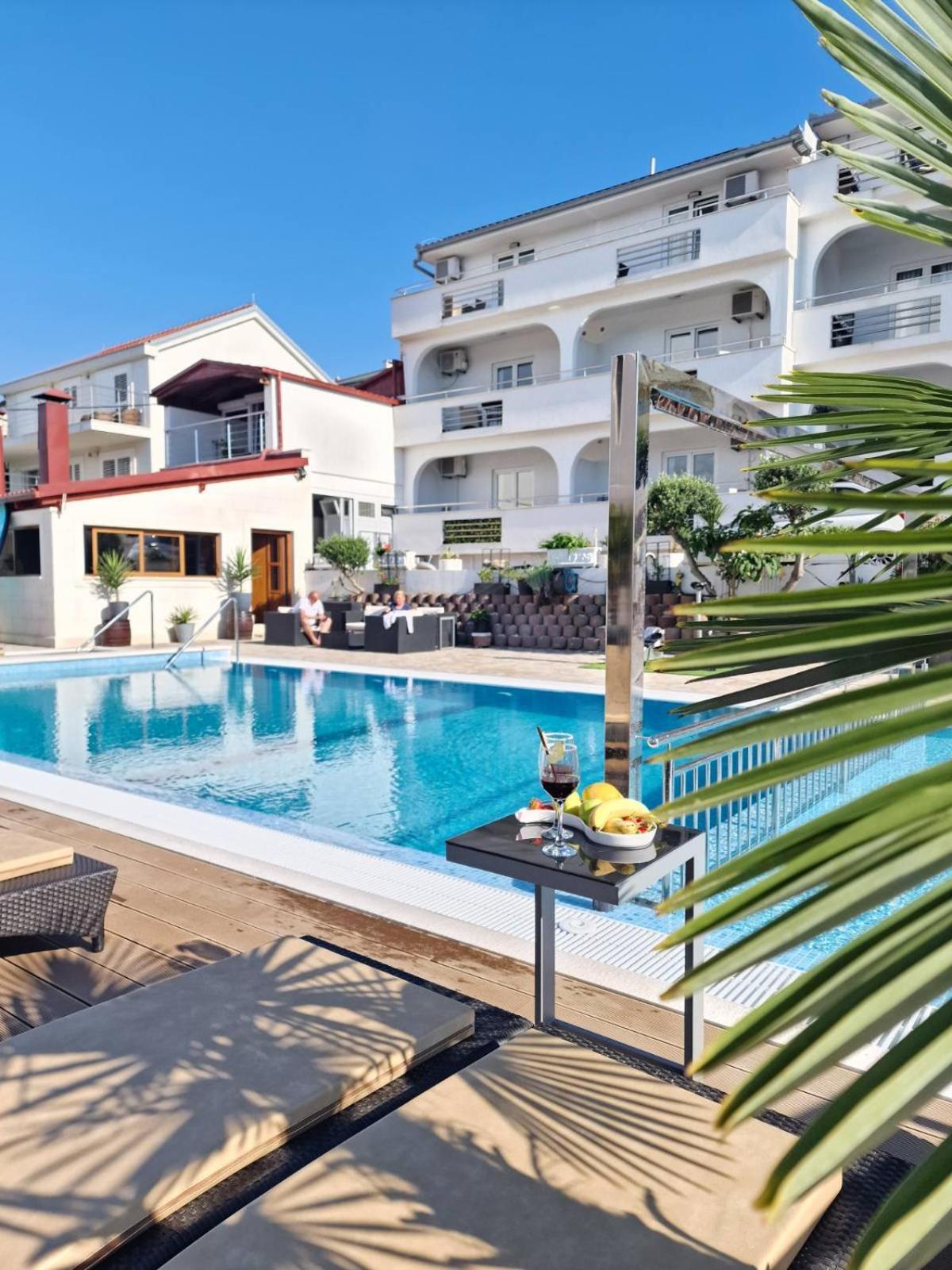 Luxury Apartments Silva With Sea View Okrug Gornji Esterno foto