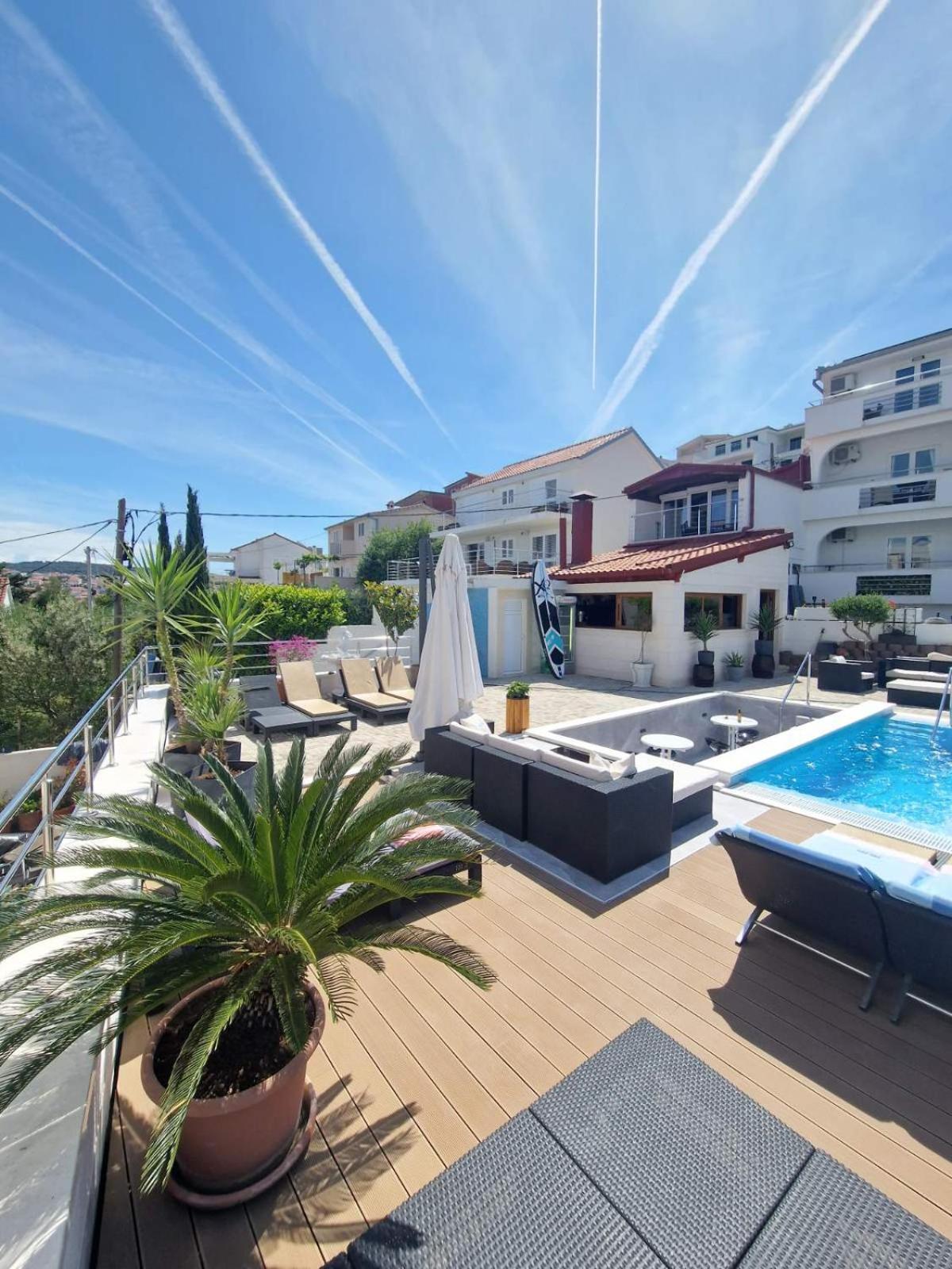 Luxury Apartments Silva With Sea View Okrug Gornji Esterno foto