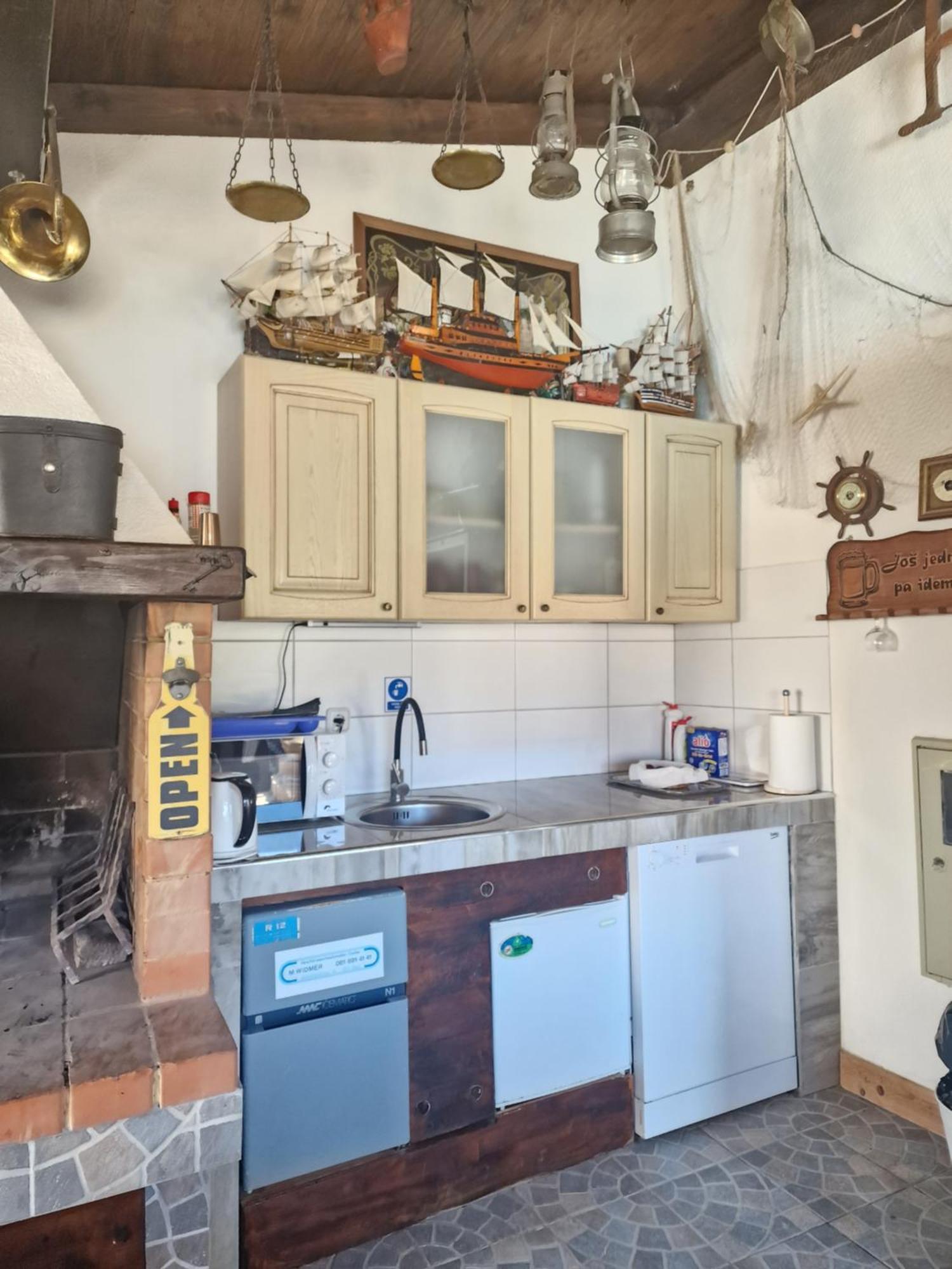 Luxury Apartments Silva With Sea View Okrug Gornji Esterno foto