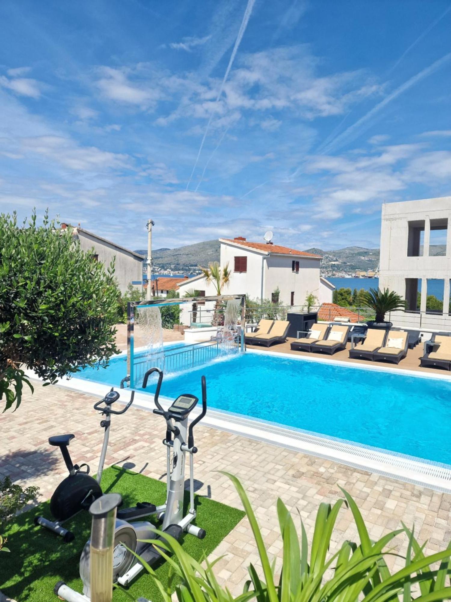Luxury Apartments Silva With Sea View Okrug Gornji Esterno foto