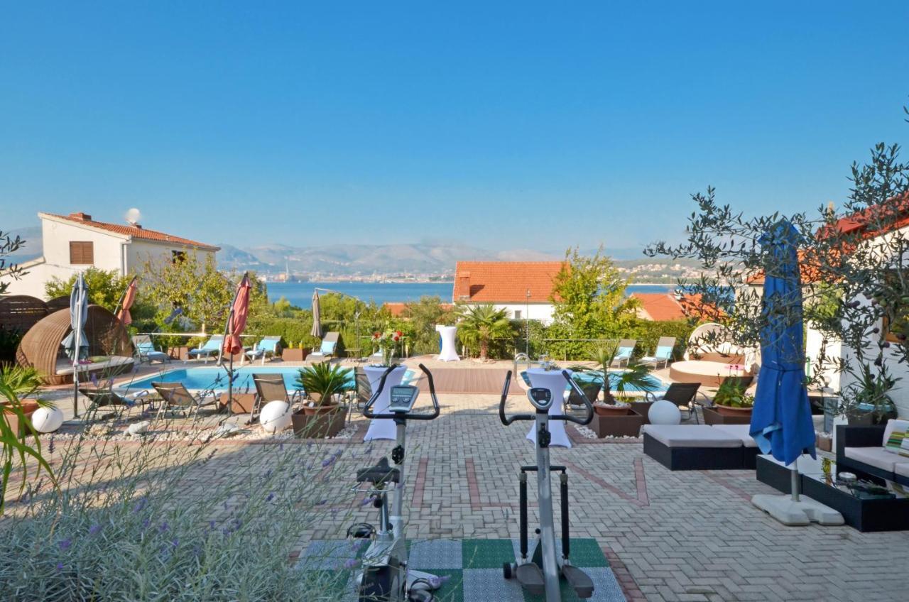 Luxury Apartments Silva With Sea View Okrug Gornji Esterno foto