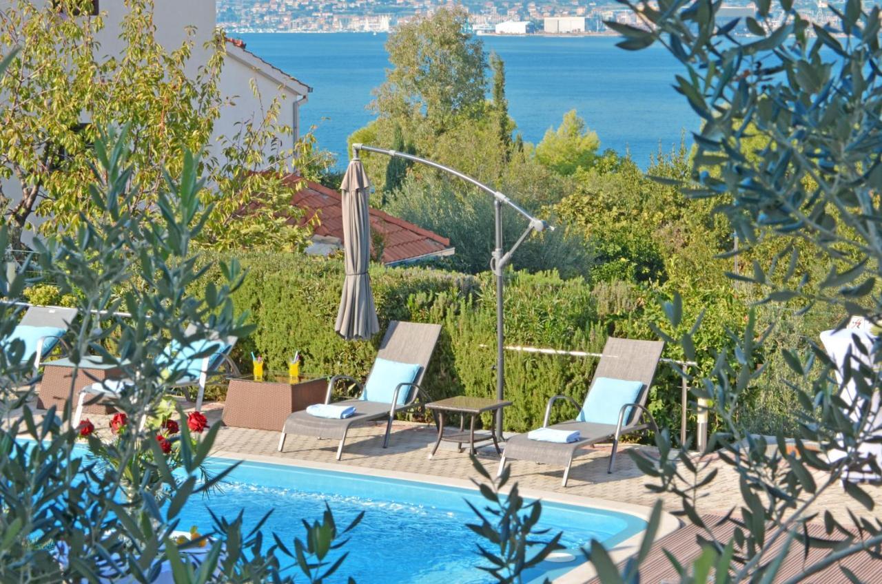 Luxury Apartments Silva With Sea View Okrug Gornji Esterno foto